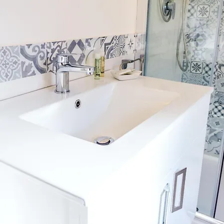 Porta Di Ponte Bed & Breakfast *