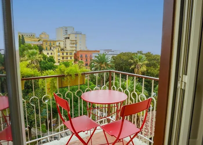 Porta Di Ponte Bed & Breakfast 4*