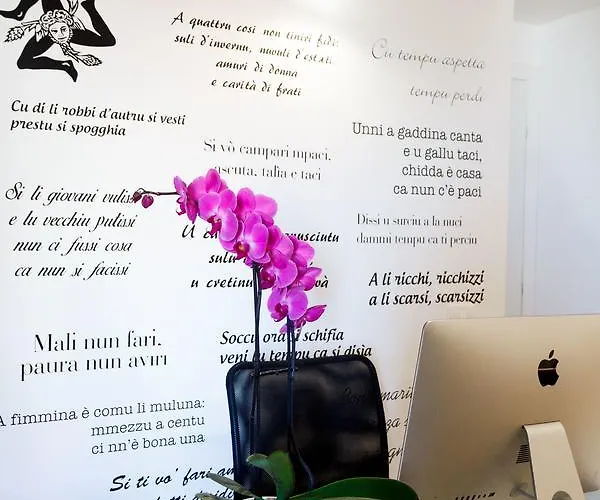 Porta Di Ponte Couette-café